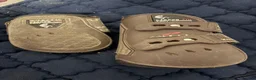 Benskydd hästutrustning till salu: Bruna zandona benskydd - Annons 1