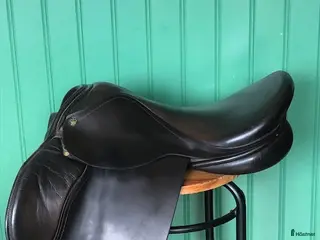 Sadlar hästutrustning Crown ponnyhoppsadel - Annons 2