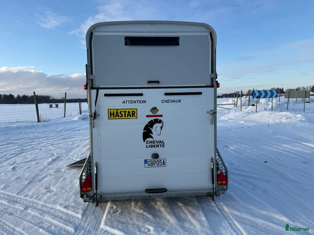 Hästtransporter  fordon & transport till salu: Cheval Touring Country- Toppskick! i Borlänge - Annons 5