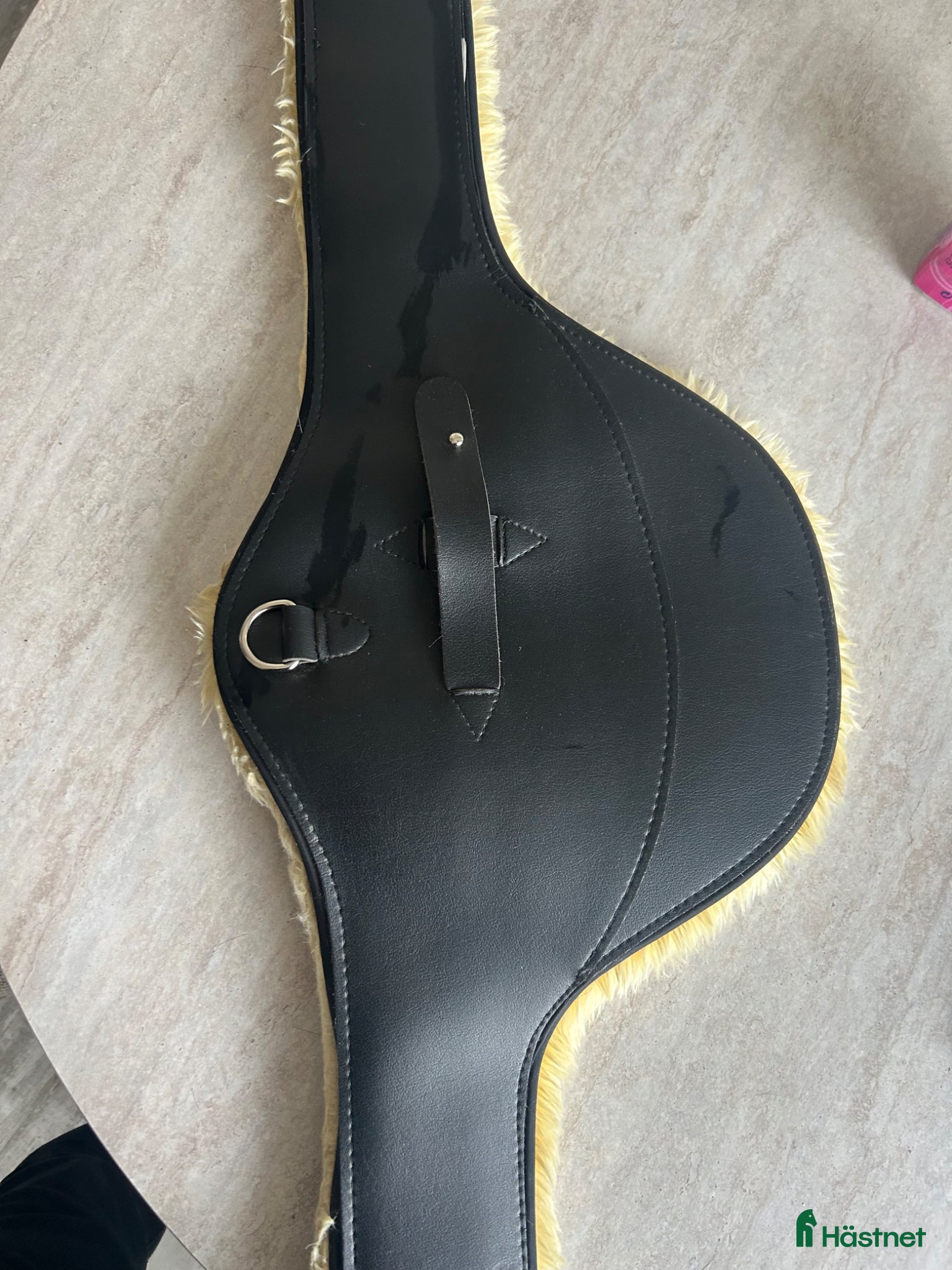 Sadeltillbehör hästutrustning Magplatta i fint skick .  - Annons 2