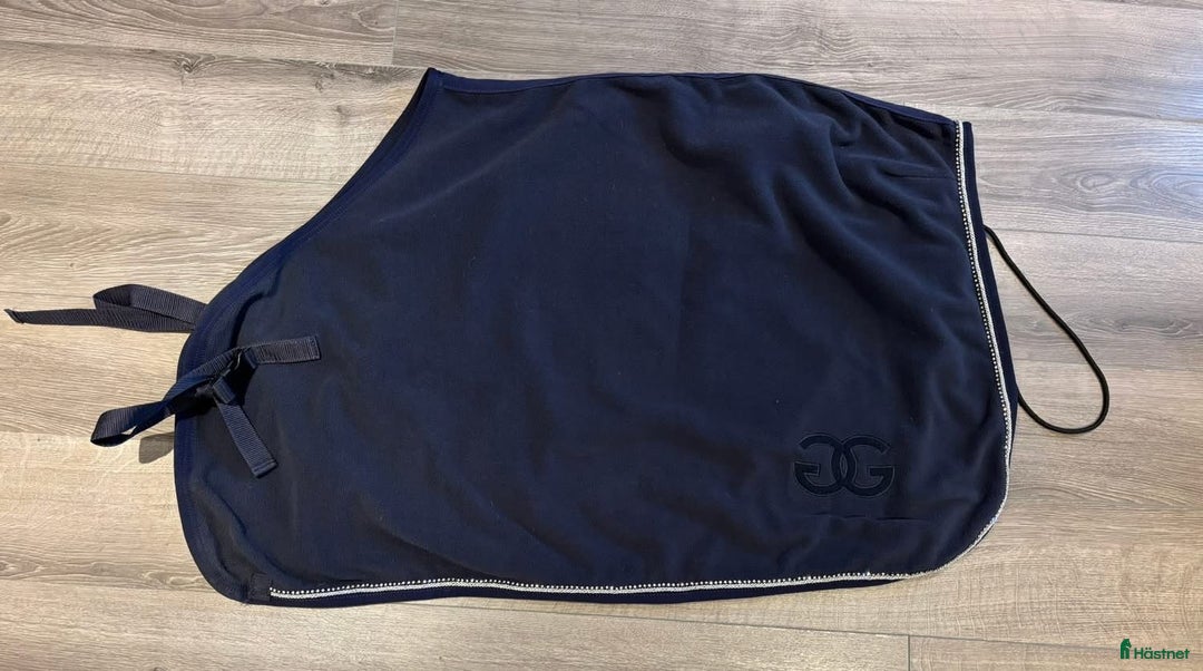 Täcken hästutrustning till salu: GG ländtäcke - cob i Sölvesborg - Annons 1