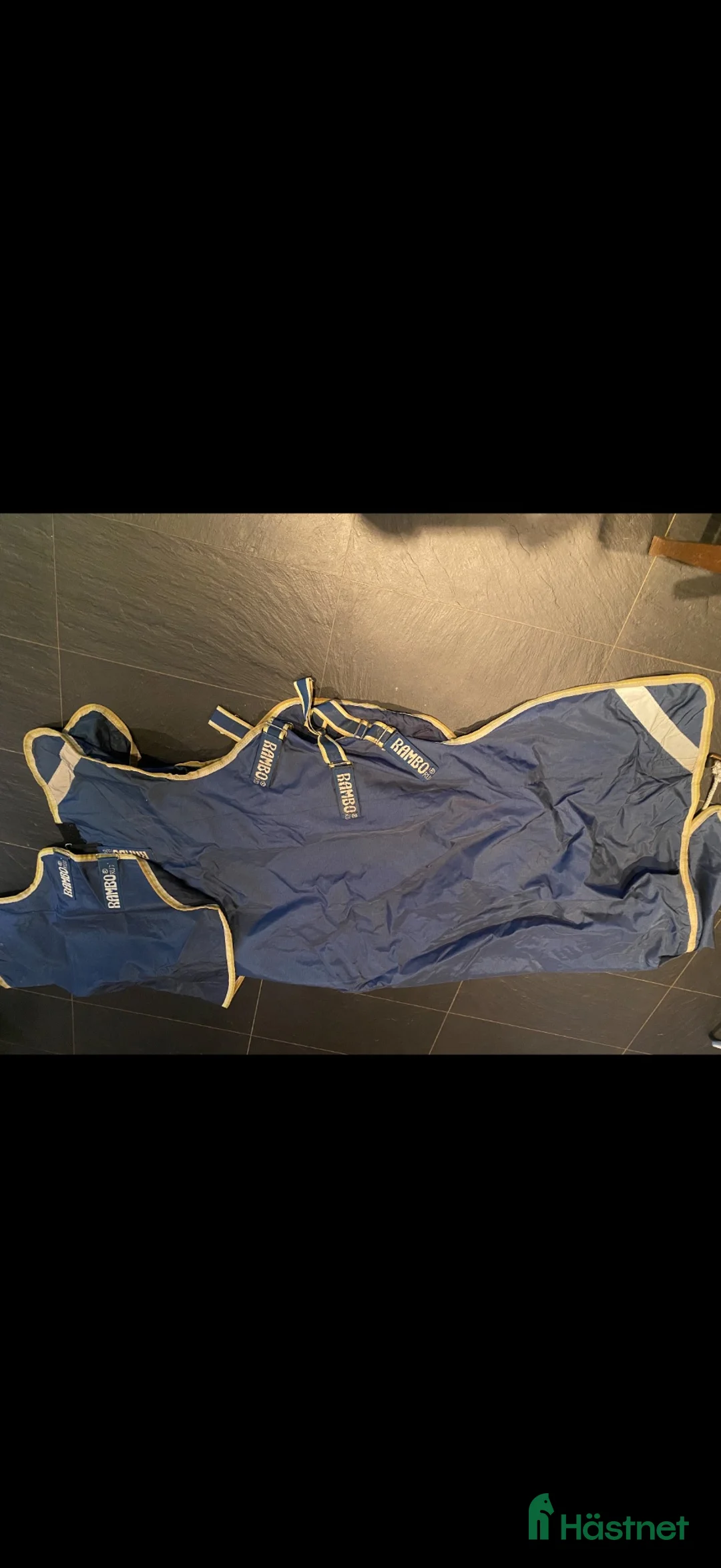 Täcken hästutrustning till salu: Horsewear Rambo täcke - Annons 1