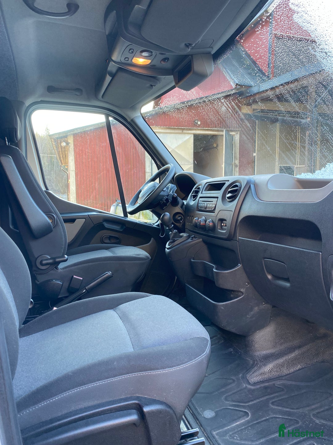 Hästlastbilar  fordon & transport till salu: B-korts hästlastbil med hög lastvikt i Norrköping - Annons 7