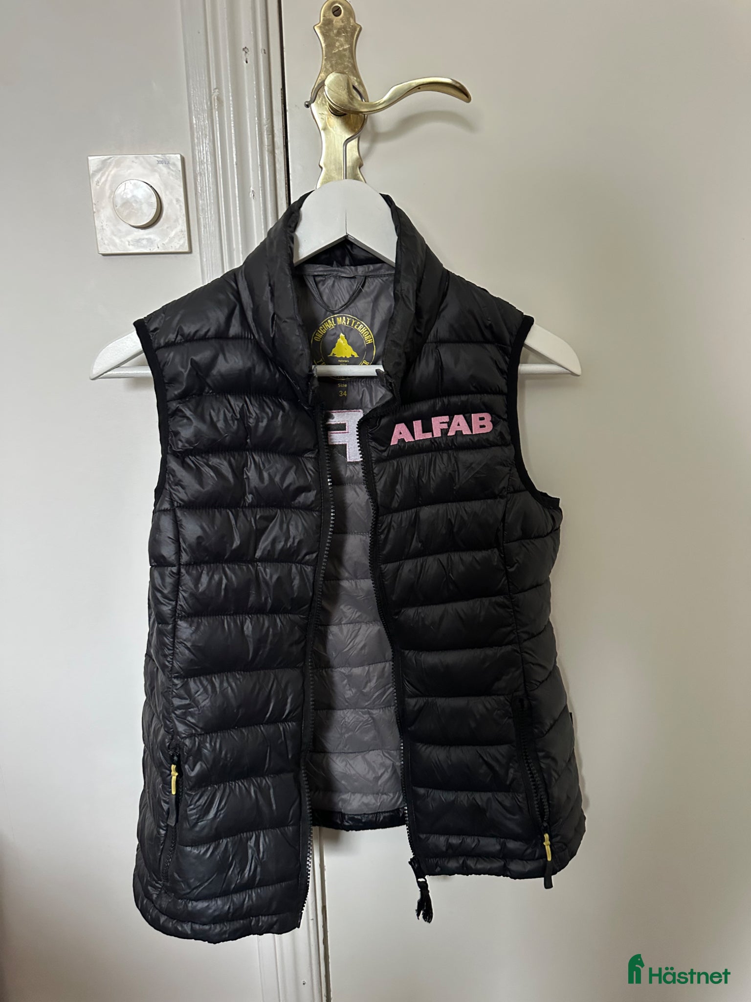 Jackor & Kavajer ryttarutrustning till salu: Alfab väst - Annons 10