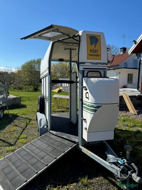 Hästtransporter  fordon & transport till salu: Äldre välskött Kylinge Kärran säljes - Annons 2