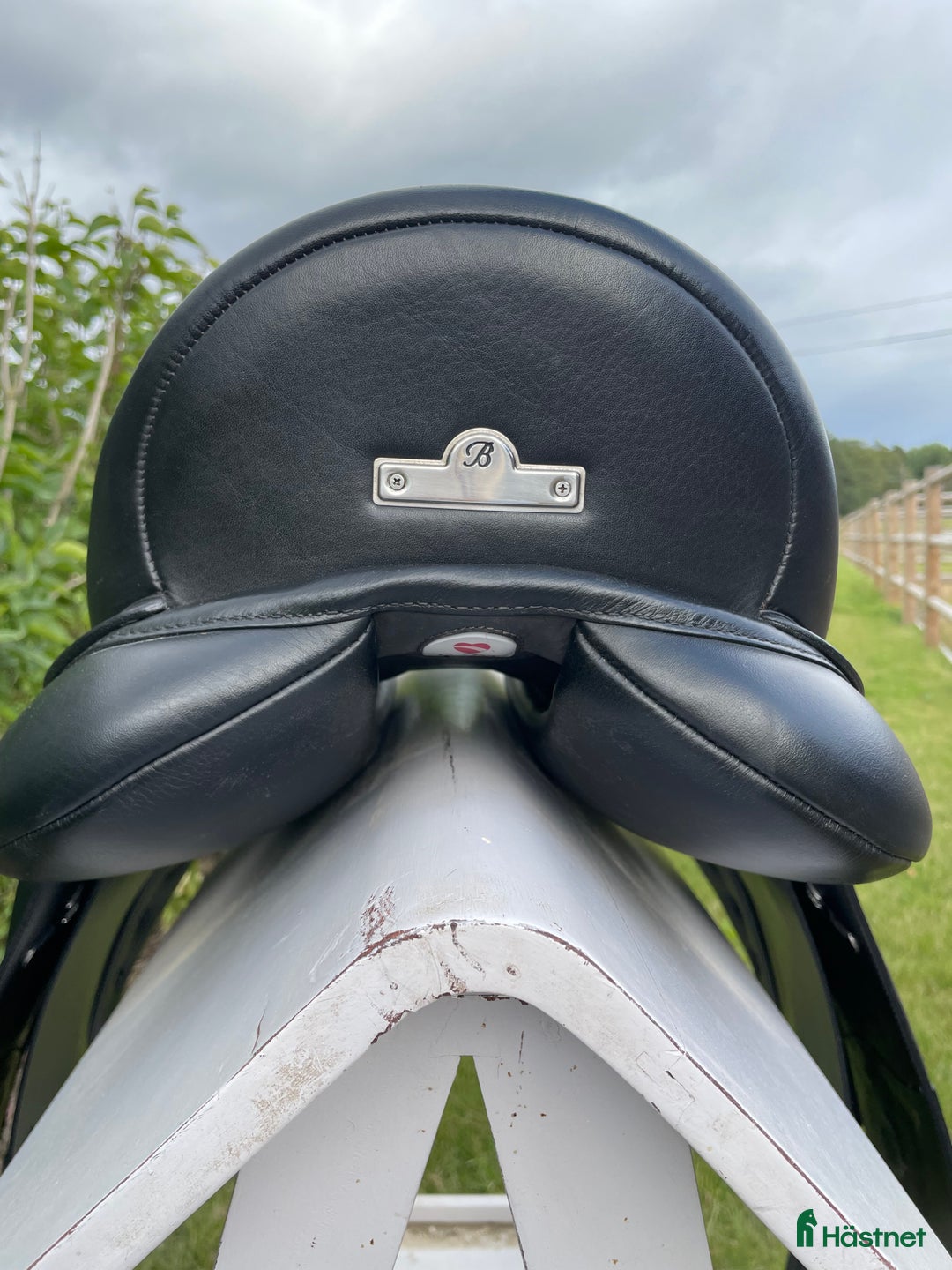 Sadlar hästutrustning till salu: Bates Classic dressyrsadel 17,5” Medium i Täby - Annons 5