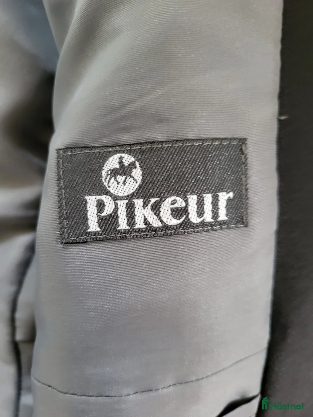 Jackor & Kavajer ryttarutrustning till salu: Tävlingskavaj från Pikeur  - Annons 4