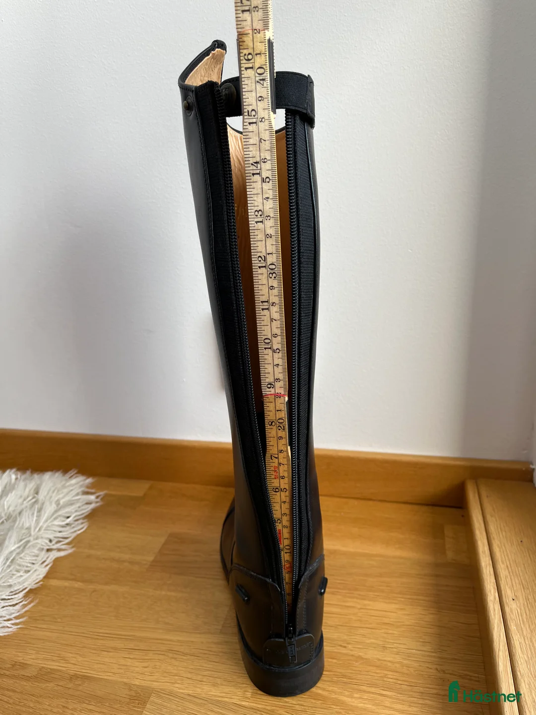 Ridstövlar ryttarutrustning till salu: Treadstone ridstövlar 37 XS/N i Lund - Annons 7