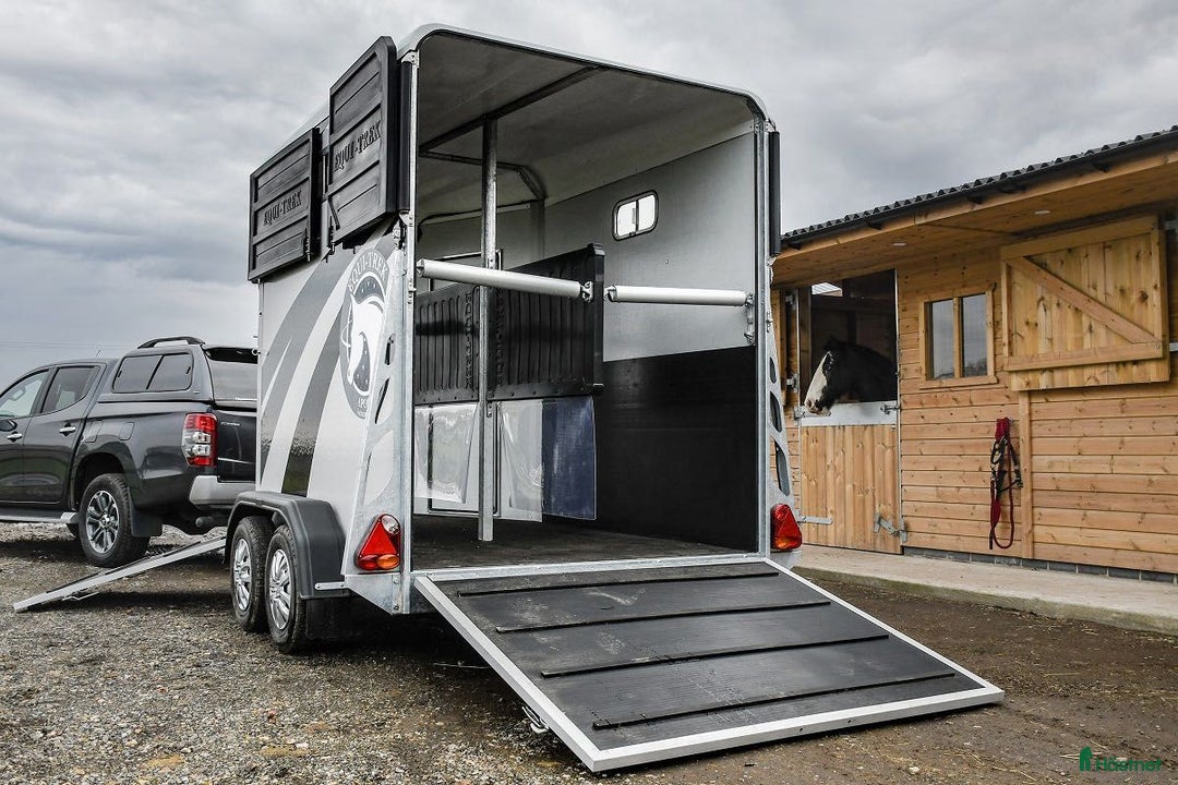 Hästtransporter  fordon & transport till salu: Equi Trek Apollo  i Kareby - Annons 4