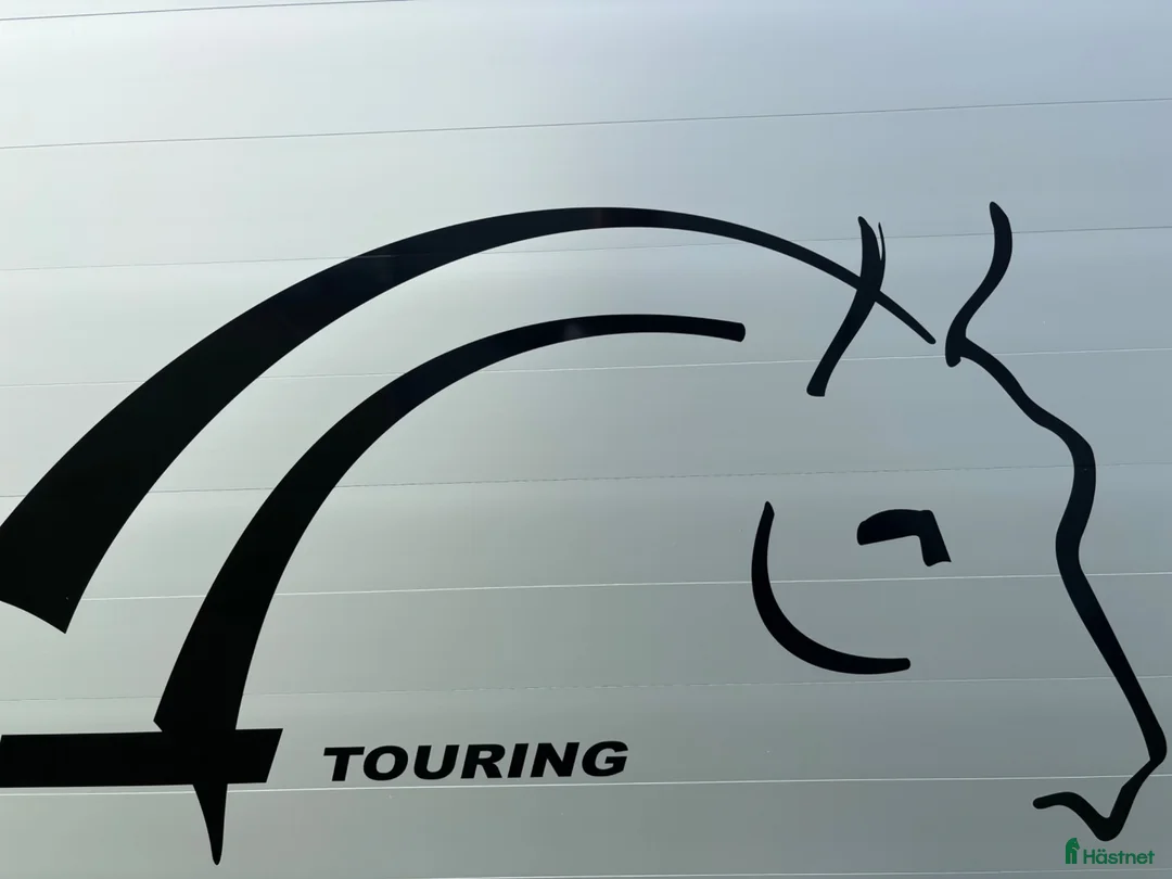 Hästtransporter  fordon & transport till salu: Cheval Touring Country  - Annons 1