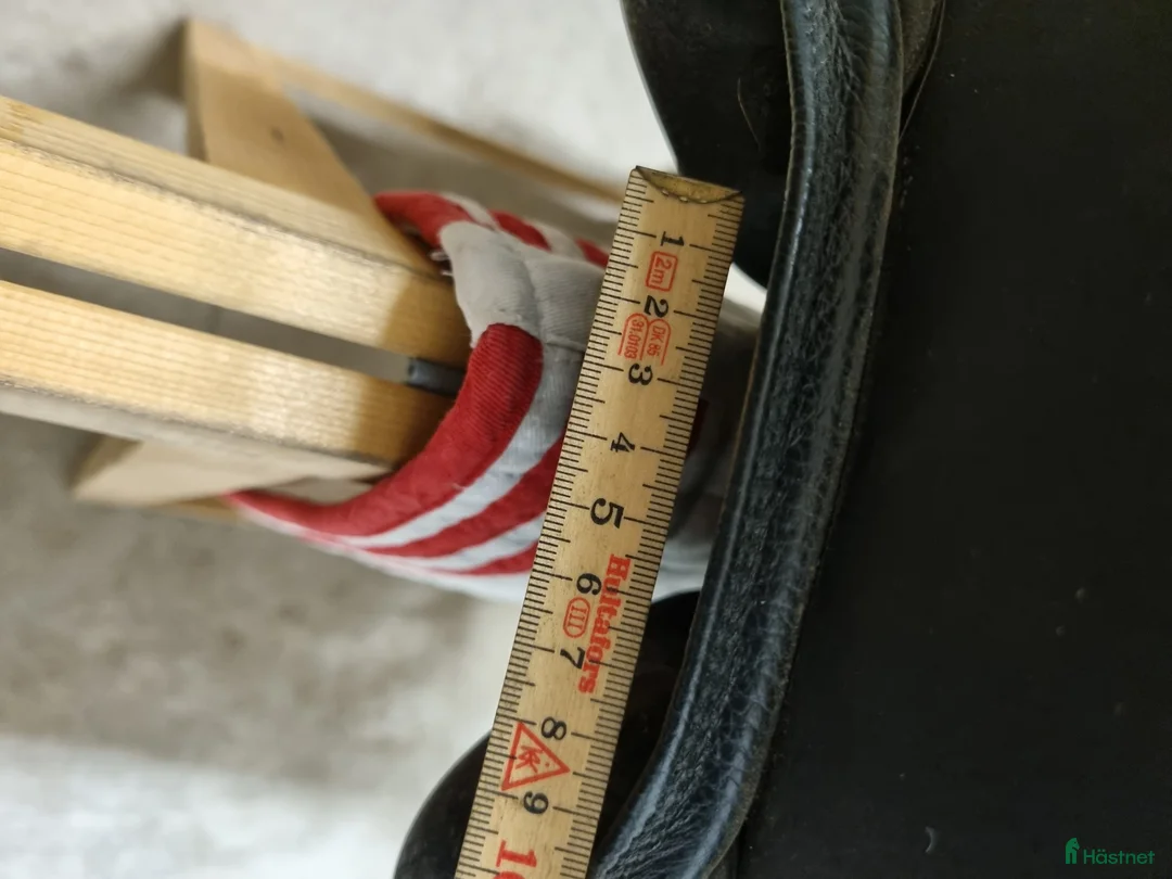 Sadlar hästutrustning till salu: Eques X i Gärsnäs - Annons 2