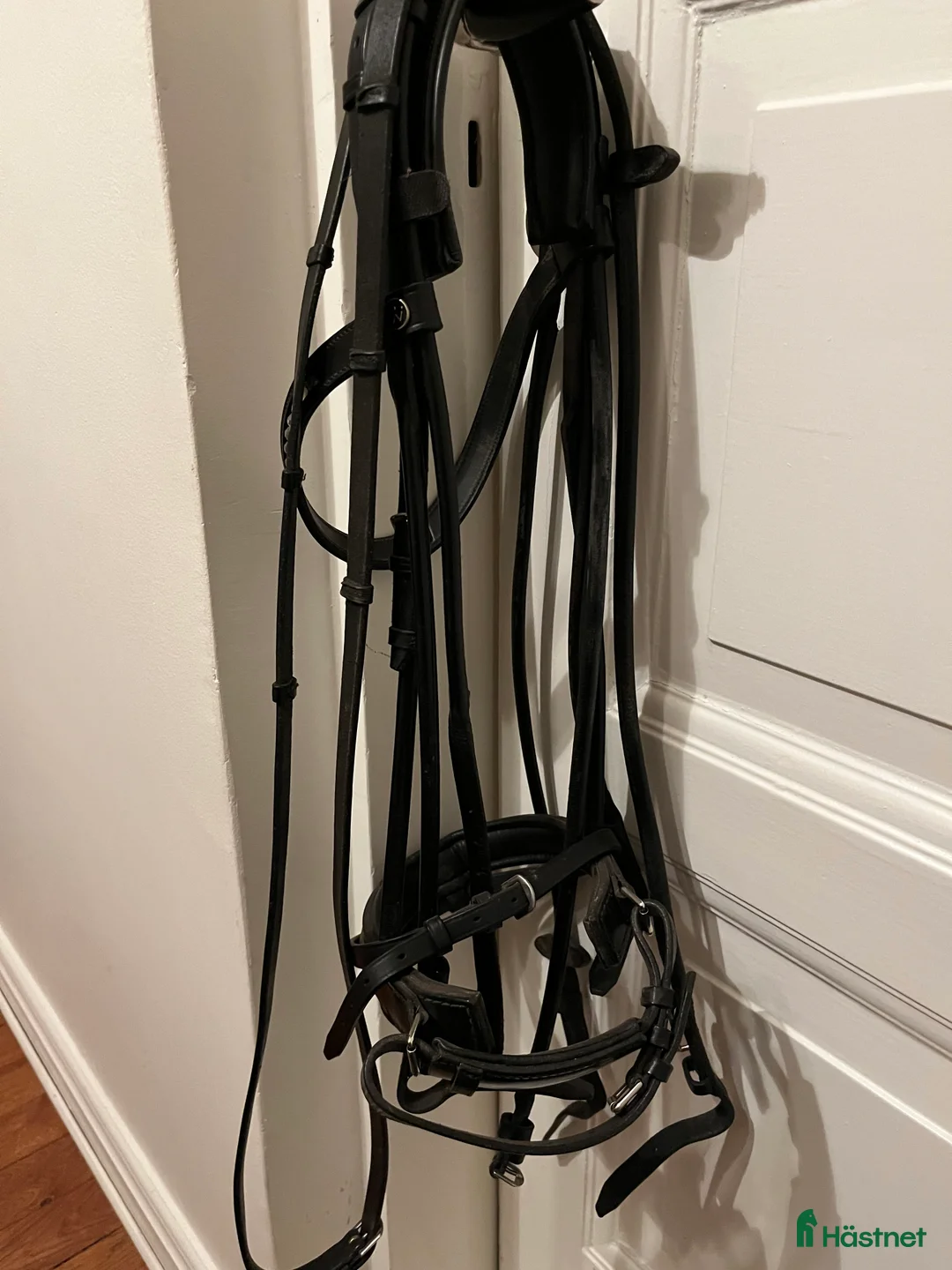 Träns hästutrustning till salu: Dörbert dressyrträns i nyskick i Malmö - Annons 1