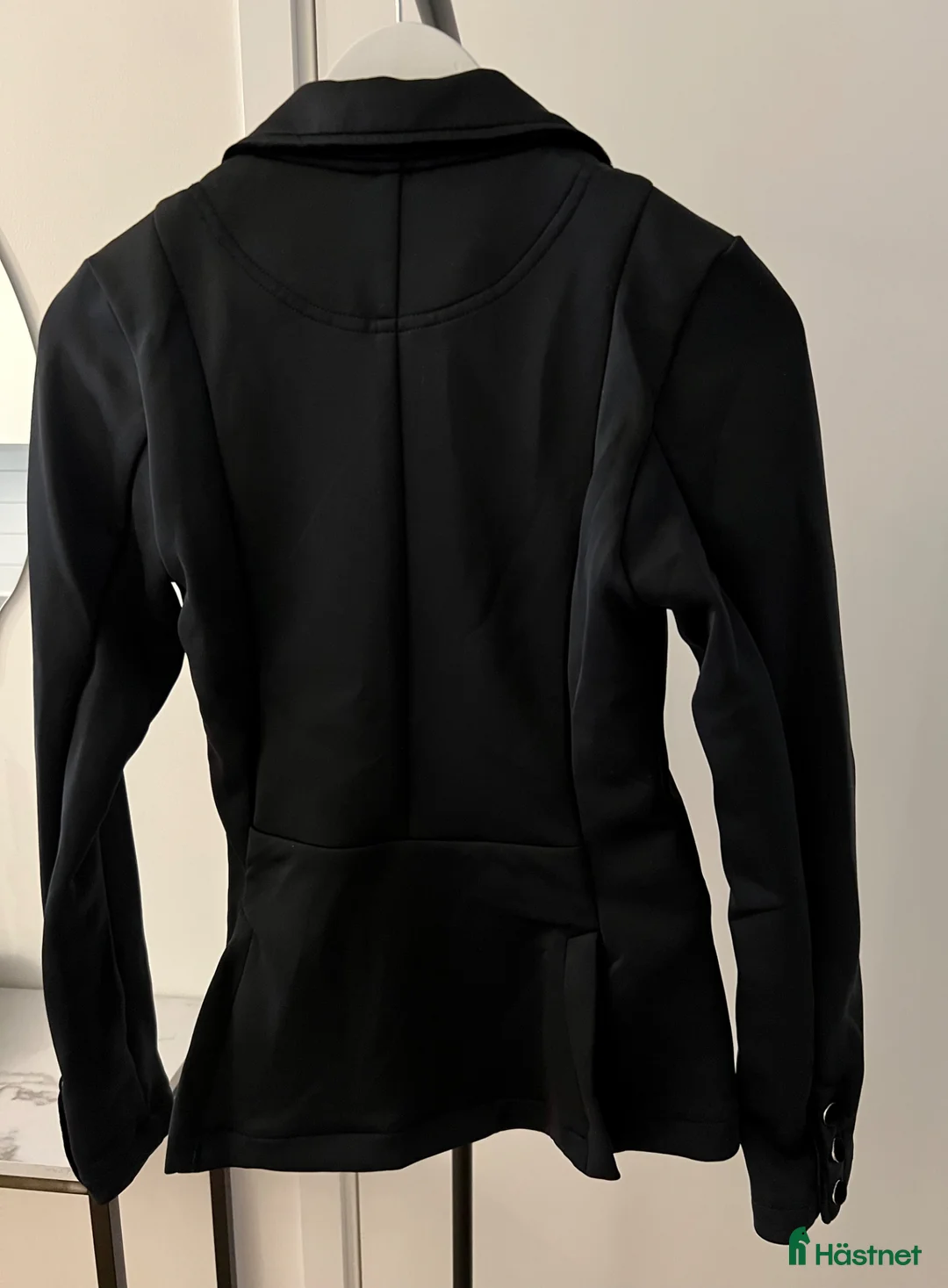 Jackor & Kavajer ryttarutrustning till salu: Tävlingskavaj - Annons 2