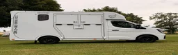 Hästlastbilar  fordon & transport till salu: Horsepartner Exclusive hästlastbil - Annons 2