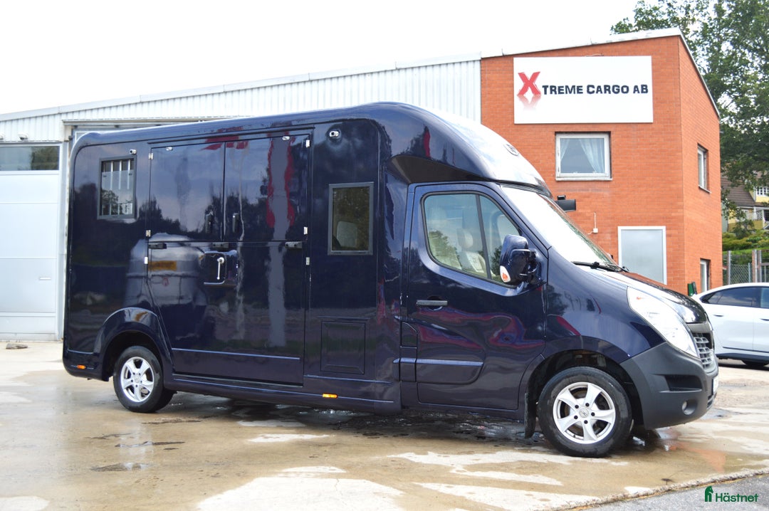 Hästlastbilar  fordon & transport till salu: STX 5 sits Automat 14670 mil i Kvicksund - Annons 3