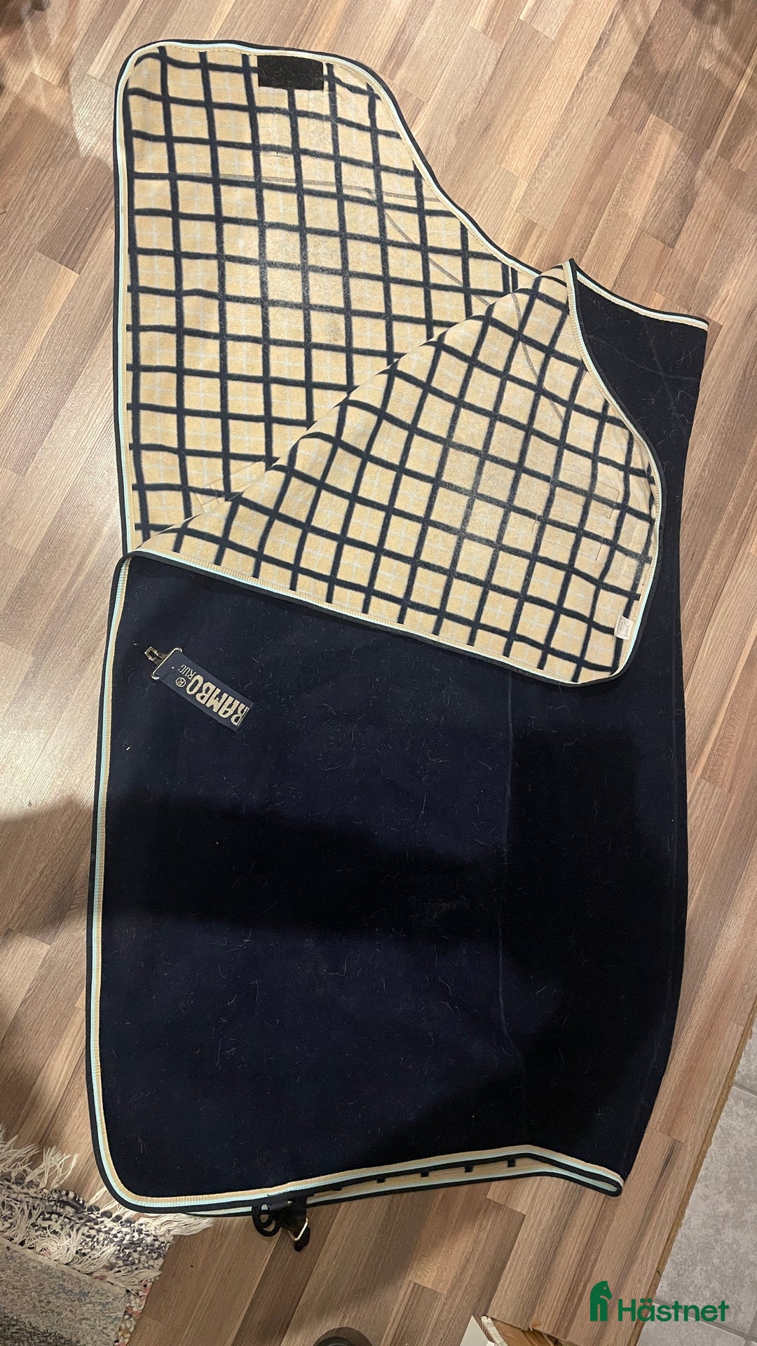 Täcken hästutrustning till salu: Rambo fleecetäcke strl 130 i Huddinge - Annons 2