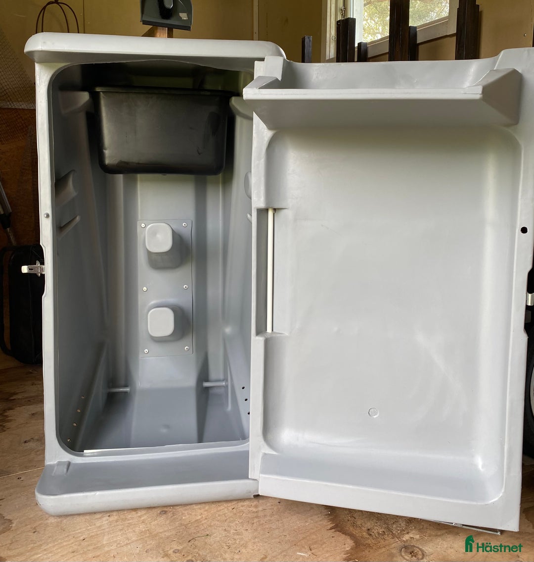 Övrig utrustning övrig utrustning till salu: Sadelskåp i Onsala - Annons 2