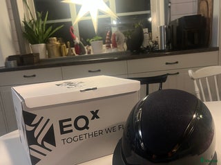 Hjälmar ryttarutrustning till salu: Charles Owen Navy Gloss Kylo Sparkley M/55-58cm i Sundborn - Annons 2