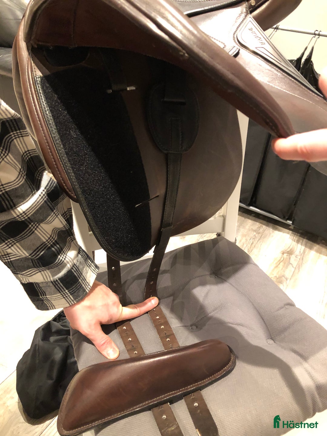 Sadlar hästutrustning till salu: Equiline Dressyr 17 Bomvidd L i Rockneby - Annons 6