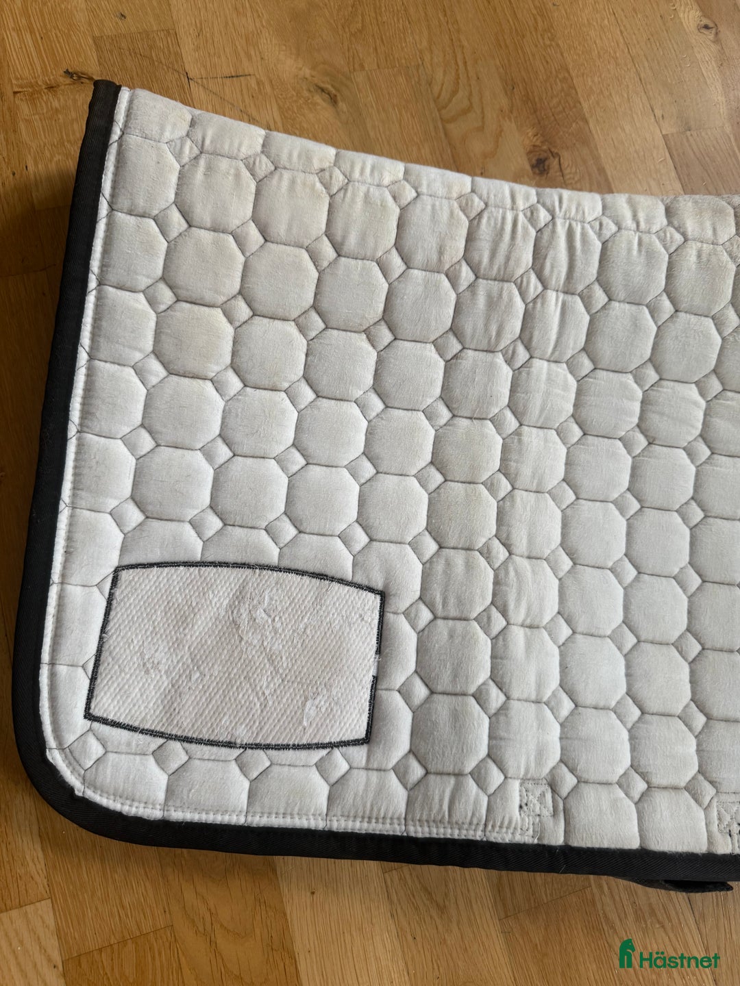 Schabrak & Vojlockar hästutrustning till salu: Lami-cell och e-logga i Strömstad - Annons 6