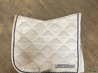 Schabrak & Vojlockar hästutrustning till salu: Fint schabrak från equestrian stockholm i Västerås - Annons 8