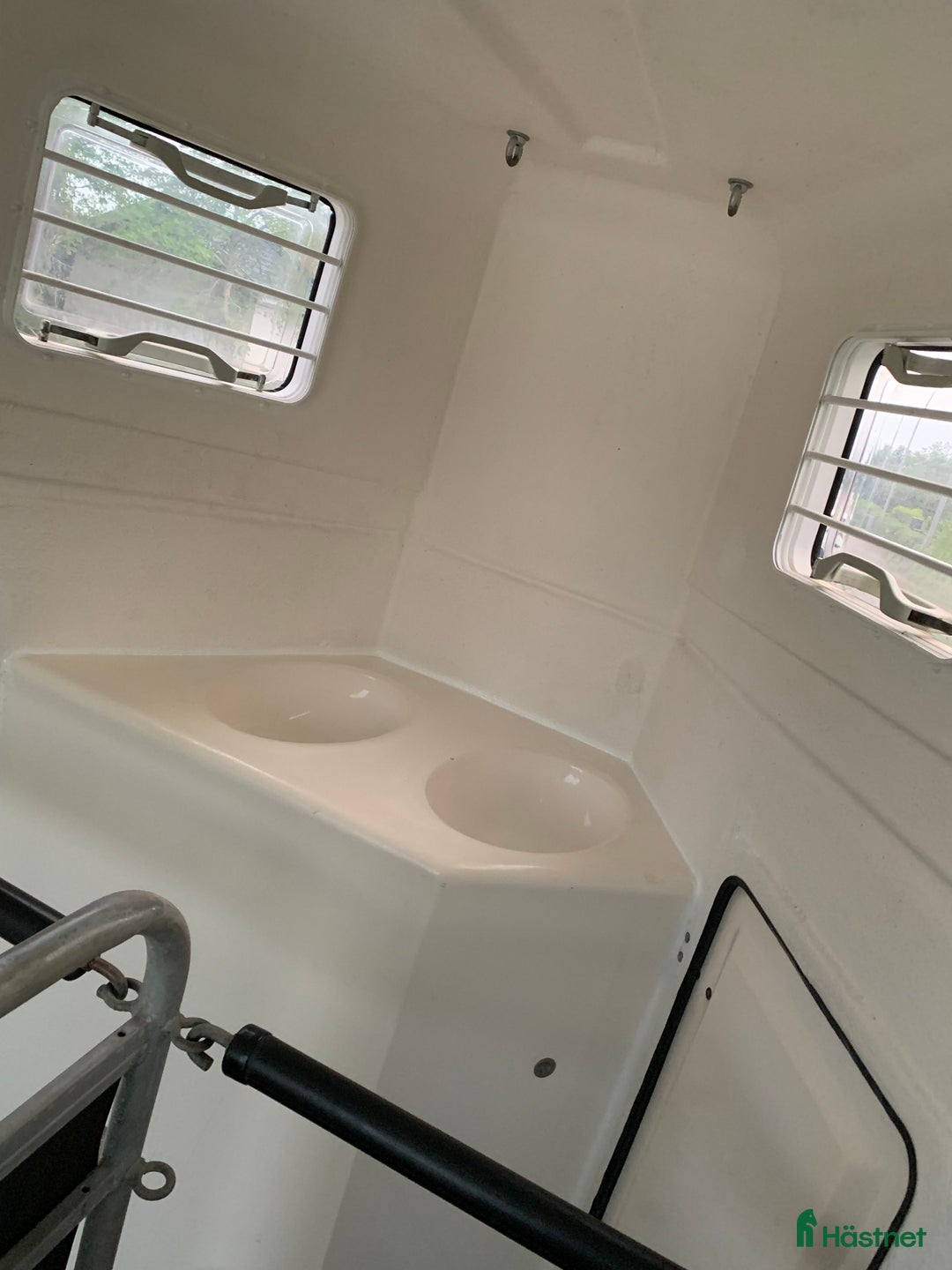 Hästtransporter  fordon & transport till salu: Christ Comet  - superfint skick i Norrköping - Annons 5