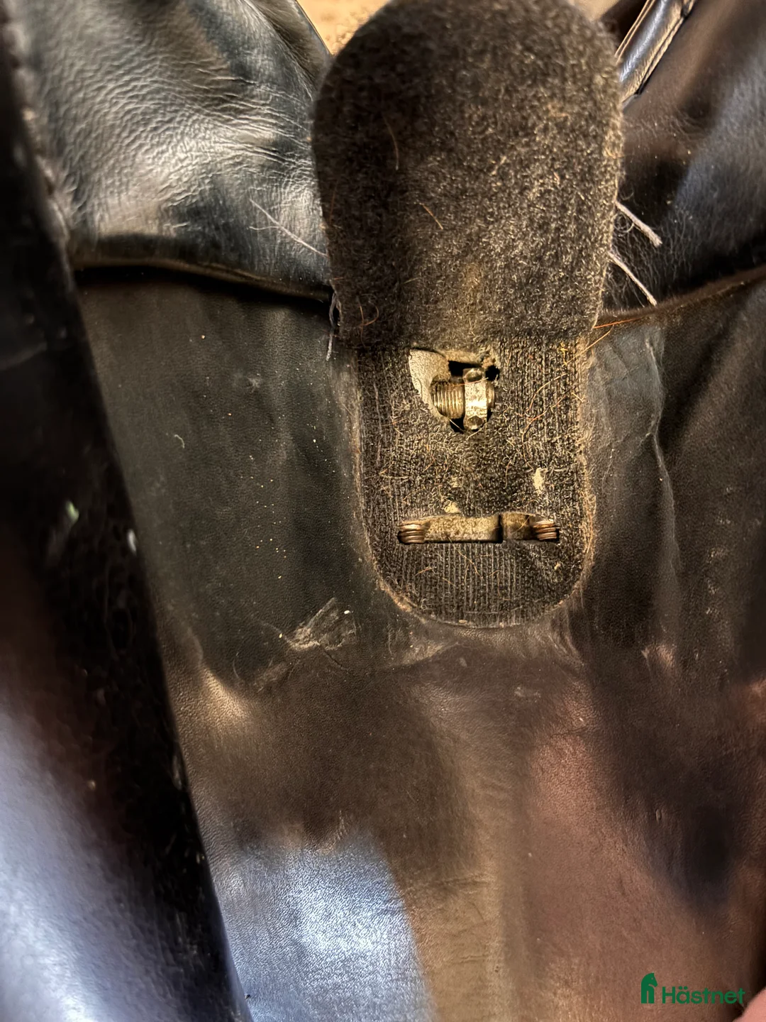 Sadlar hästutrustning till salu: Ställbar dressyrsadel  i Tibro - Annons 5