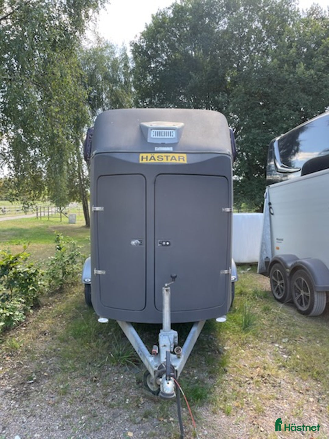 Hästtransporter  fordon & transport till salu: Välvårdad Thule i Teckomatorp - Annons 2