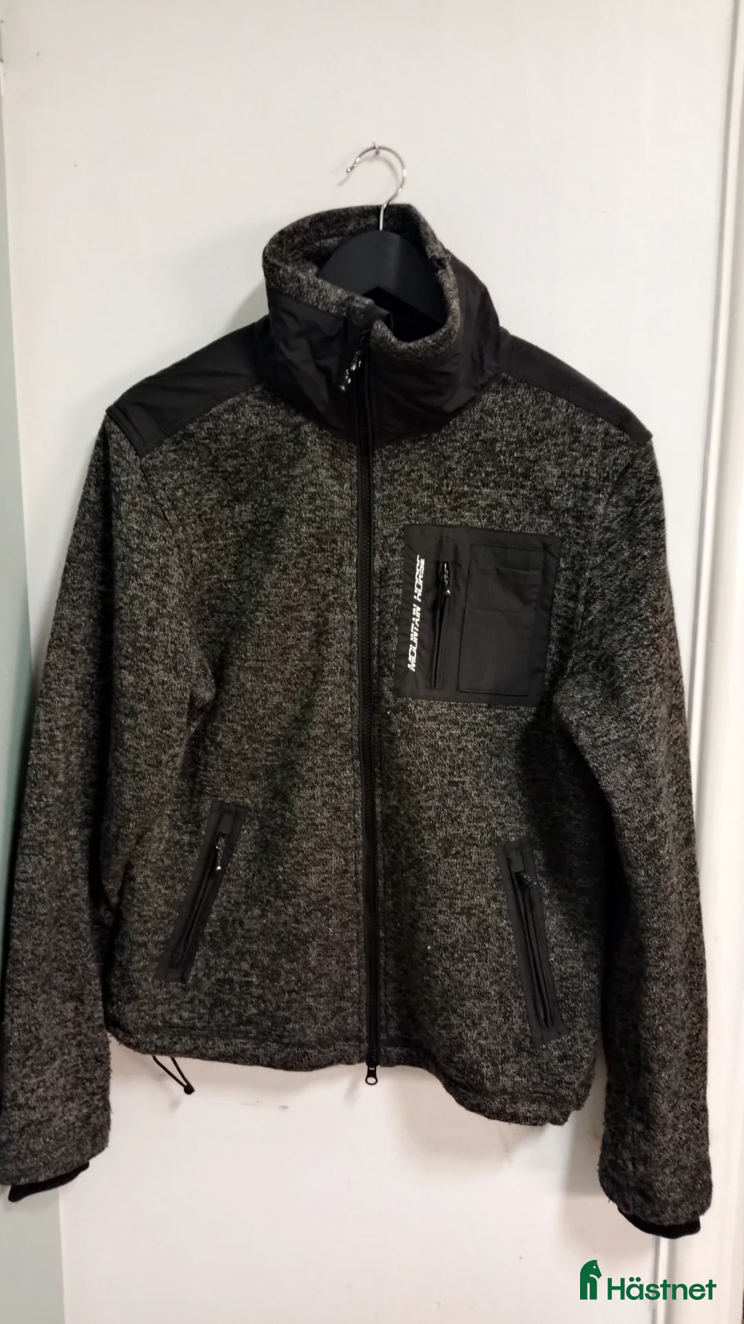 Jackor & Kavajer ryttarutrustning till salu: Mountain horse windstopper S - Annons 1