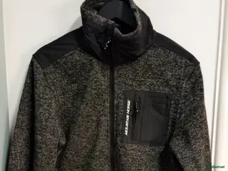 Jackor & Kavajer ryttarutrustning till salu: Mountain horse windstopper S - Annons 1