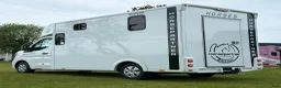 Hästlastbilar  fordon & transport till salu: NY HORSEPARTNER HÄSTBIL EQUIMAX - AUTOMAT - 2026 - Annons 5