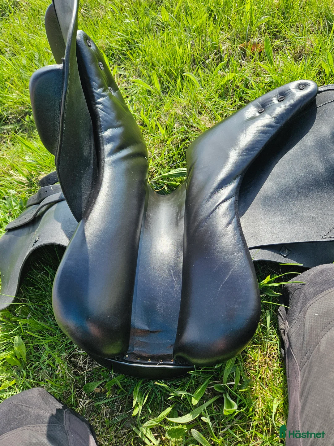 Sadlar hästutrustning till salu: Jensen Bendor allround mot dressyr i Lund - Annons 7