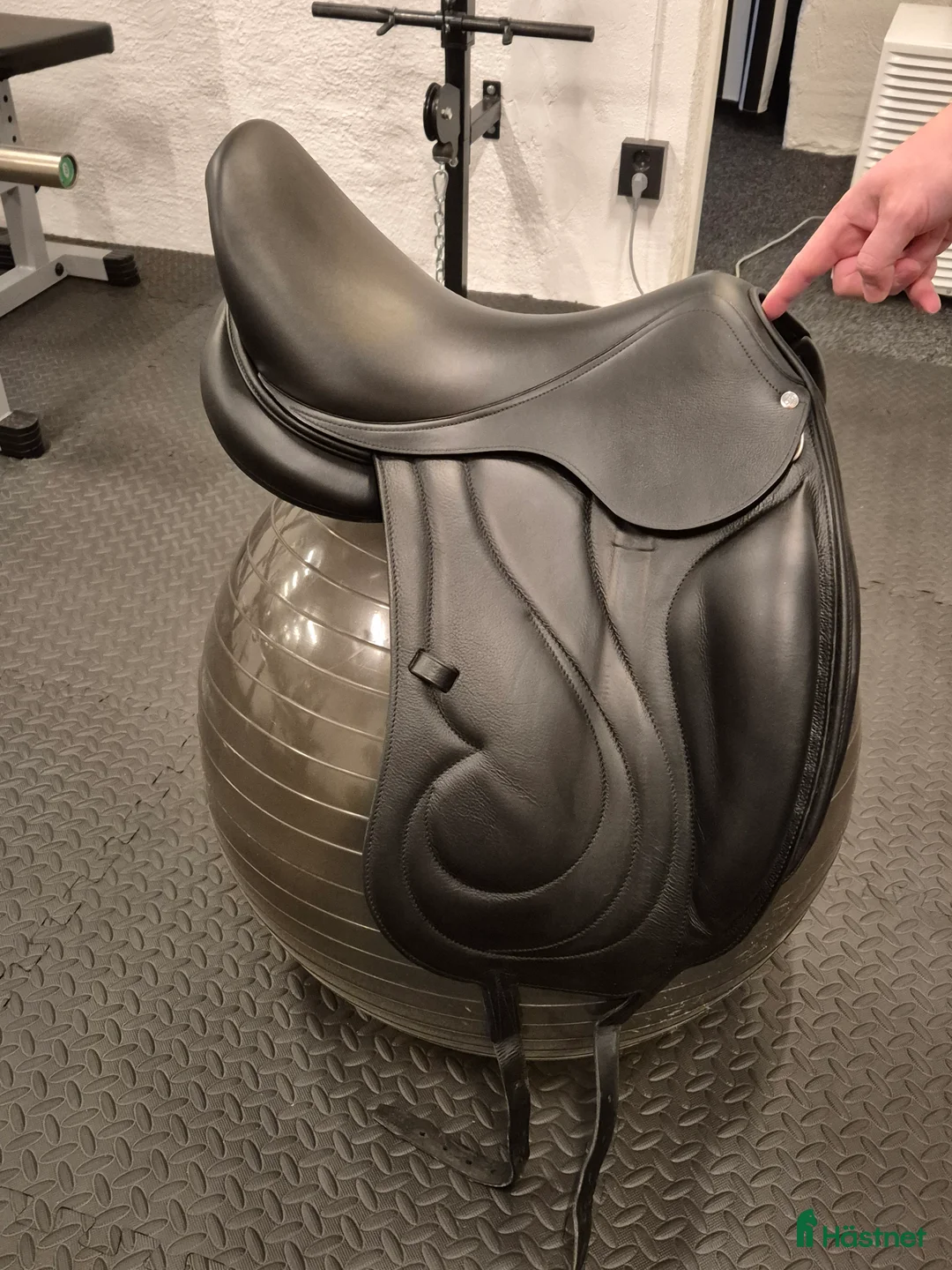Sadlar hästutrustning till salu: Antares dressyrsadel  - Annons 2