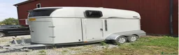 Hästtransporter  fordon & transport till salu: Thule Premium 1700 kg  - Annons 1