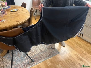 Täcken hästutrustning till salu: Ridtäcke från amigo i Stockholm - Annons 2