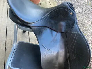 Sadlar hästutrustning Butet hoppsadel äldre modell - Annons 6