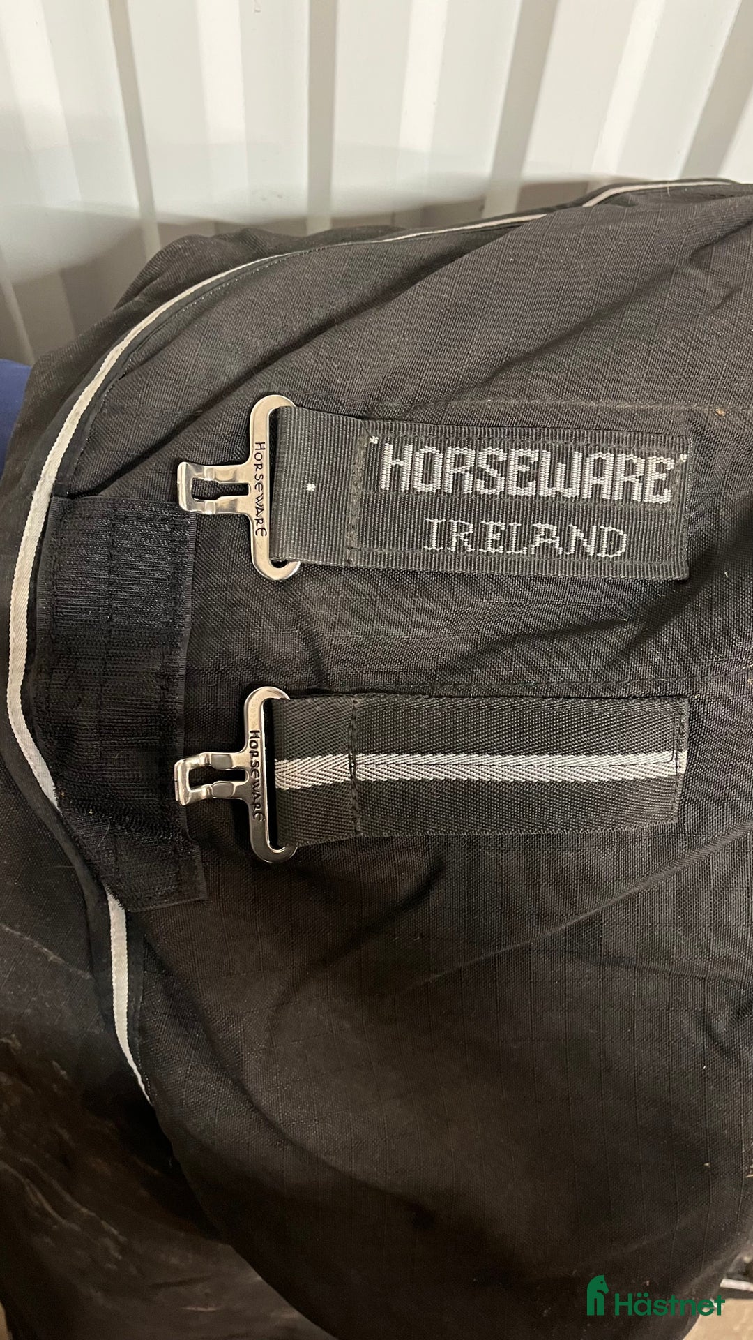 Täcken hästutrustning till salu: Rambo stalltäcke 100g i Tierp - Annons 4