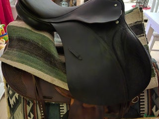 Sadlar hästutrustning till salu: Hoppsadel Passier ps baum i Kungsör - Annons 1