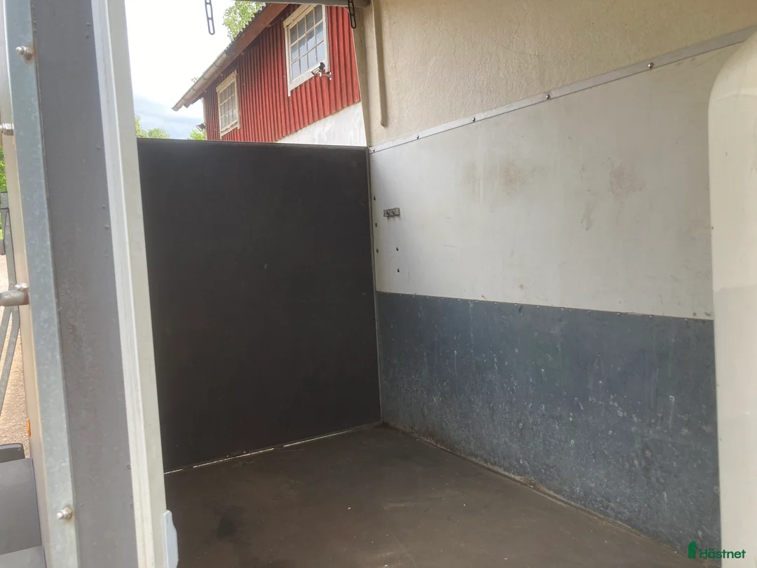 Hästtransporter  fordon & transport till salu: Böckmann Duo , gör det själv släp!  i Munka-ljungby - Annons 2