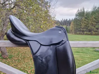 Sadlar hästutrustning till salu: Kieffer Lusitano till rak rygg i Rejmyre - Annons 2