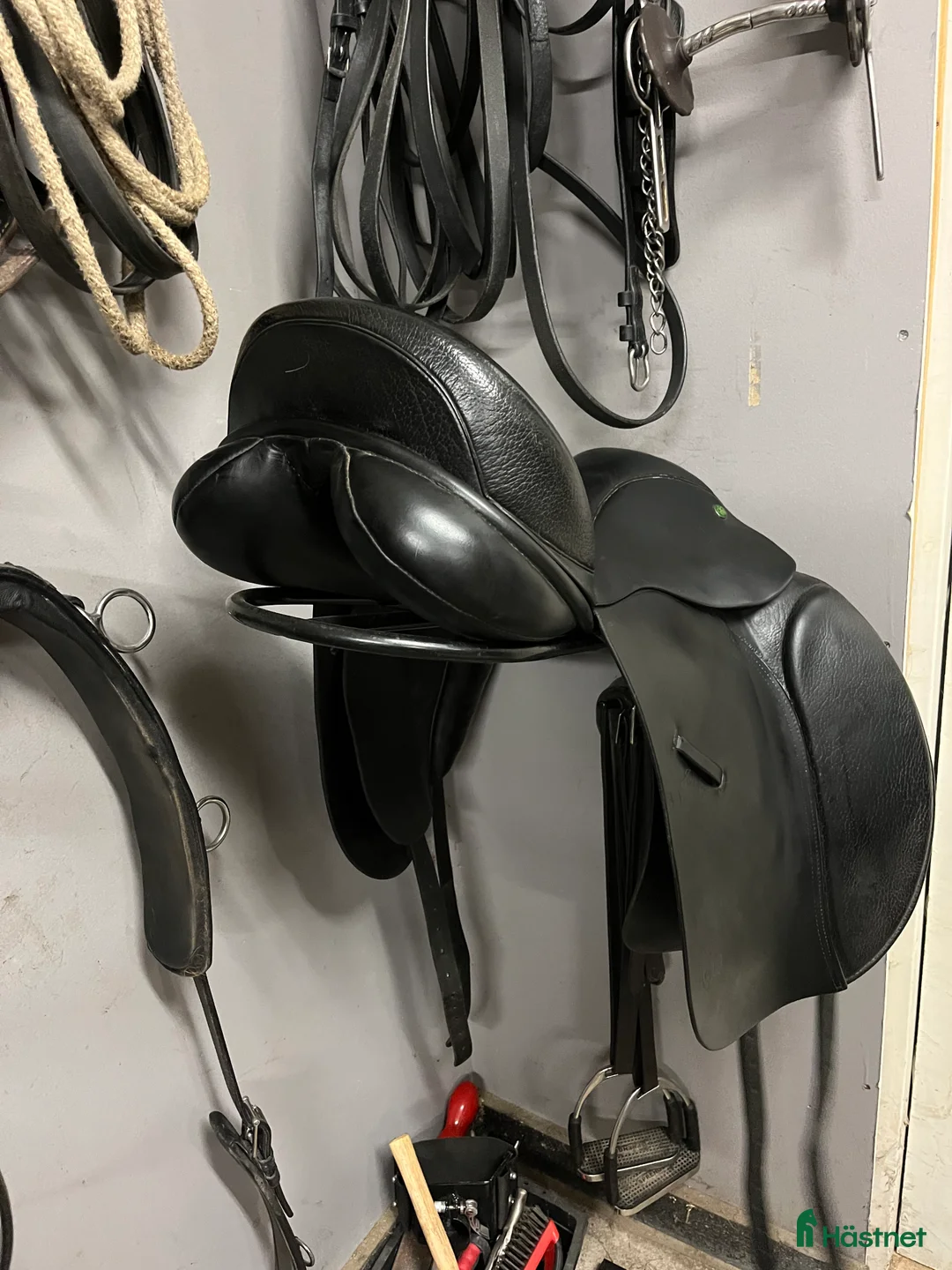 Sadlar hästutrustning till salu: Crown Jessica  i Gullspång - Annons 5