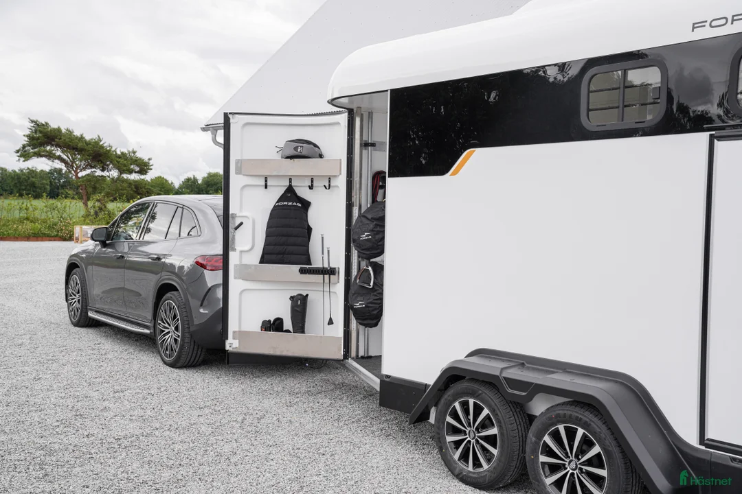 Hästtransporter  fordon & transport till salu: EQ3R Stuteri i Harestad - Annons 9