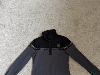Övrigt Ridkläder ryttarutrustning till salu: Maya delorez kendra polo sweatshirt i Saltsjö-Boo - Annons 6
