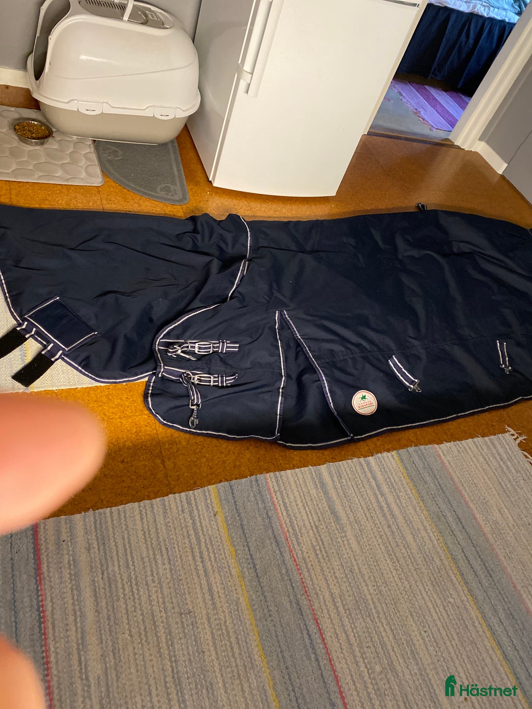 Täcken hästutrustning till salu: vintertäcke i Motala - Annons 3