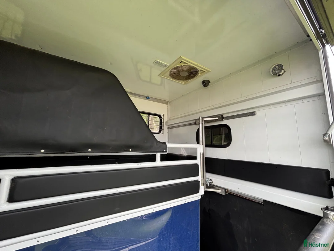 Hästlastbilar  fordon & transport till salu: Horsepartner Exclusive Hästlastbil - Annons 16