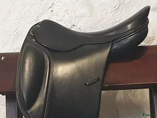 Sadlar hästutrustning Spirit 17.5tum i Åstorp - Annons 8