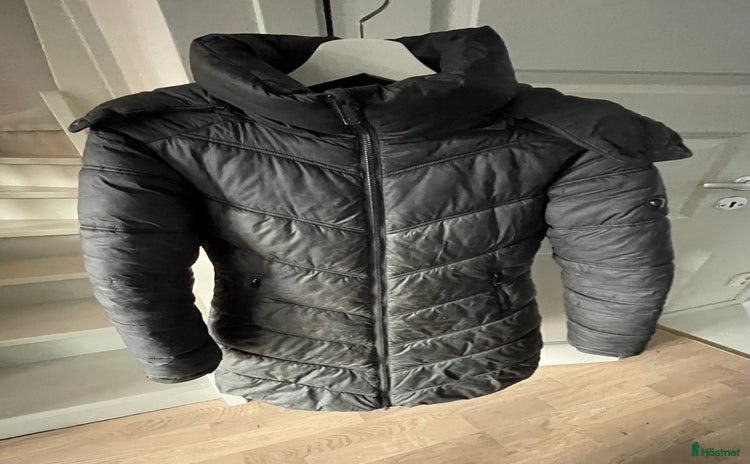 Jackor & Kavajer ryttarutrustning till salu: Ridkappa i Tullinge - Annons 10