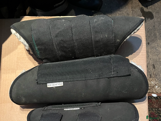 Benskydd hästutrustning Eskadron och terrängskydd i Drottningholm - Annons 24