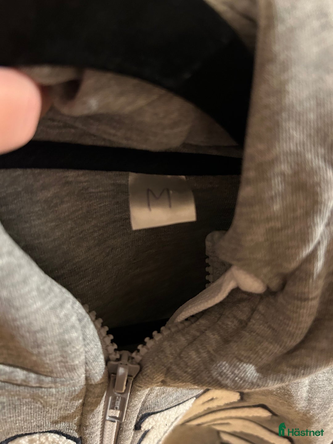 Övrigt Ridkläder ryttarutrustning till salu: H&M väst, tröjor & T-shirt, S-XL ( 36-40 )  i Värmdö - Annons 4