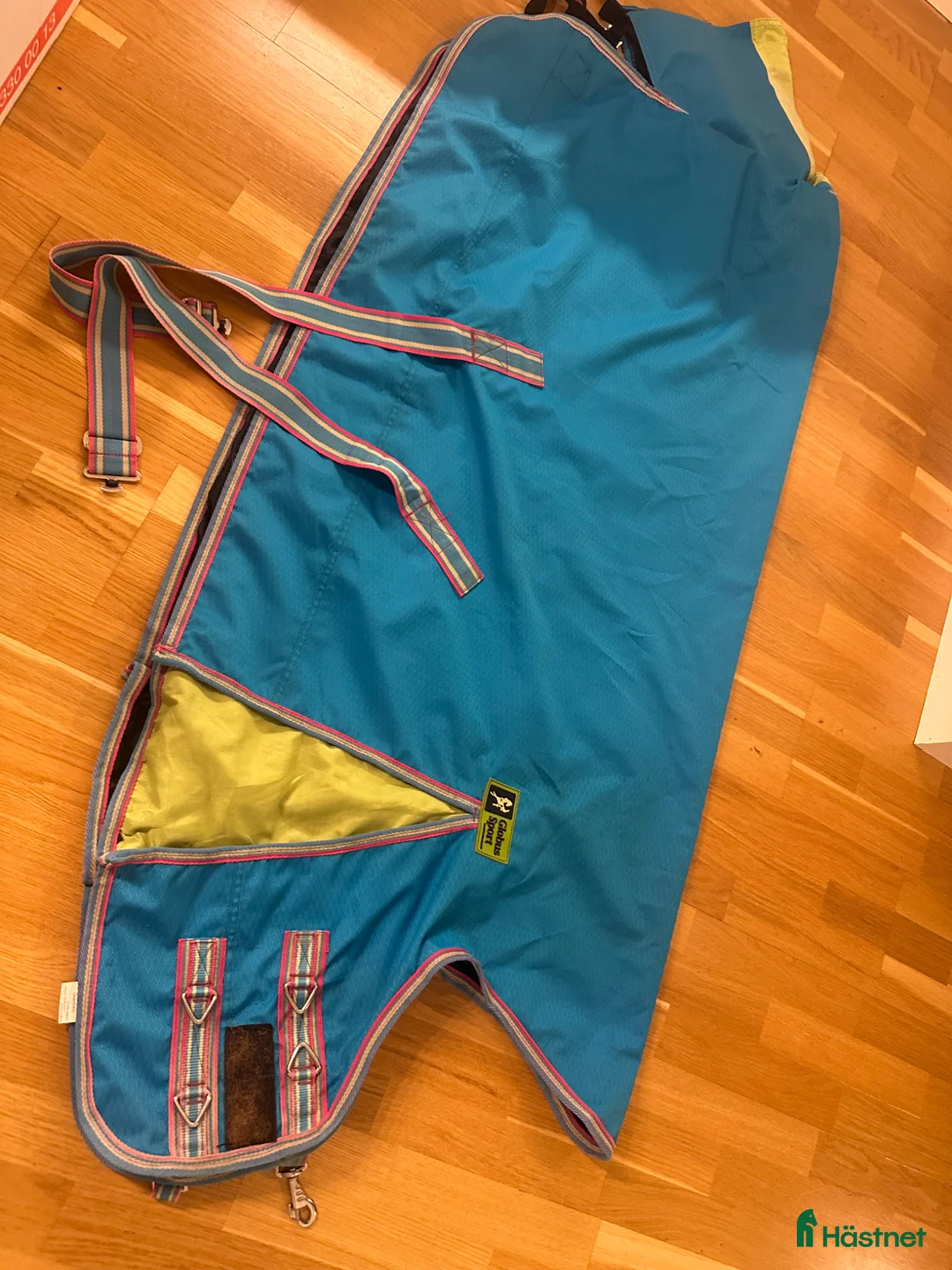 Täcken hästutrustning till salu: Regntäcke med Halvhals 115 cm 600D - Annons 2